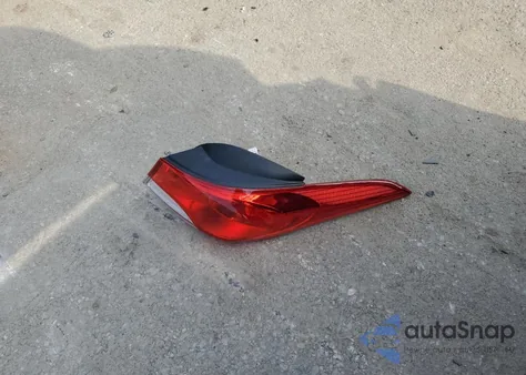 2013 Hyundai Elantra Gls из США, поврежденный, VIN 5NPDH4AE4DH372347